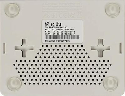 Wi-Fi роутер MIKROTIK hAP ac lite,  AC750,  белый [rb952ui-5ac2nd]