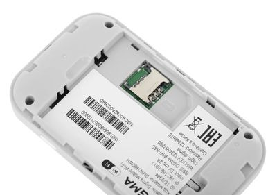 Модем Digma Mobile Wi-Fi DMW1880 3G/4G, внешний, белый [dmw1880wh]