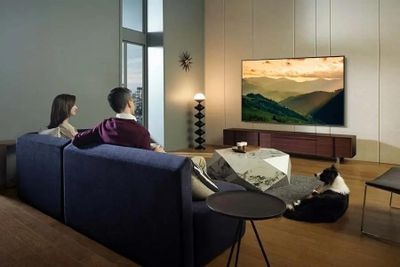 50" Телевизор Samsung QE50Q60CAUXUZ, QLED, 4K Ultra HD, черный, СМАРТ ТВ, Tizen OS
