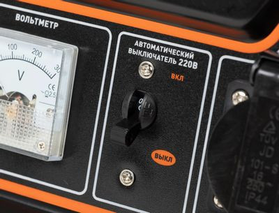 Бензиновый генератор CARVER PPG-3900А, 220/12 В, 3.2кВт [01.020.00012]