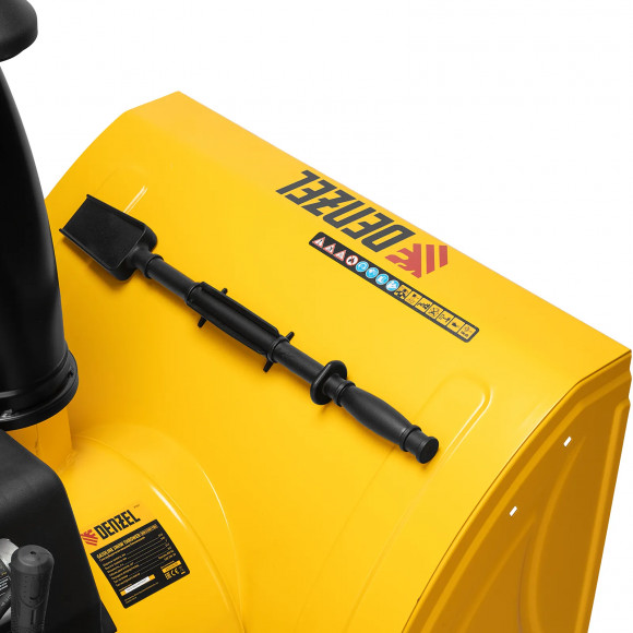 Бензиновая снегоуборочная машина SBM 610DT PRO, 212cc, гусеницы, эл.старт, блок. дифф. Denzel Бензиновая снегоуборочная машина SBM 610DT PRO, 212cc, гусеницы, эл.старт, блок. дифф. Denzel