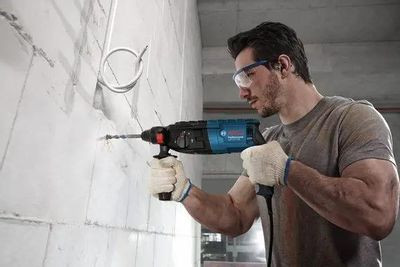Перфоратор Bosch GBH 240 [0611272100]