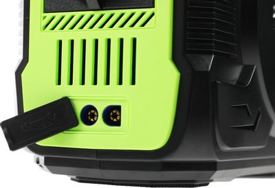 Электростанция портативная Cactus CS-PCS144-EC5 40000mAh 5A 2xUSB черный/зеленый